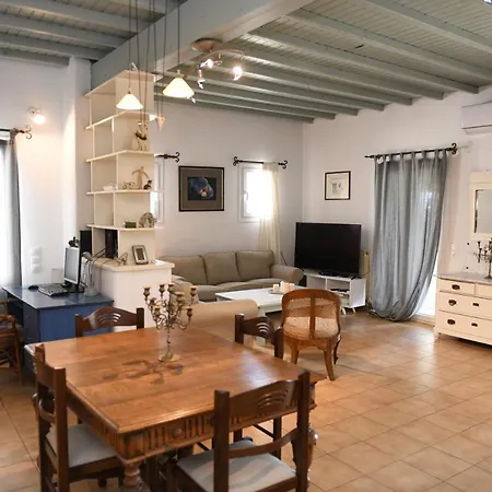 Cycladic House At The Suburbs Of Holiday home *