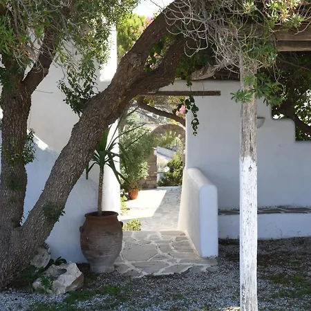 Cycladic House At The Suburbs Of Holiday home